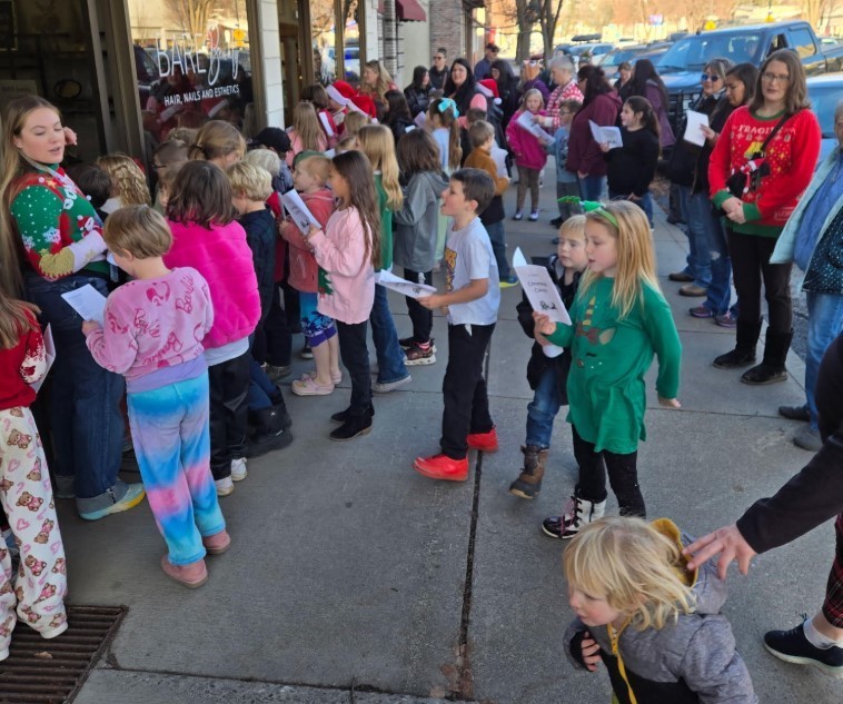 2nd Graders Caroling 