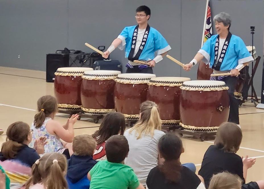 Taiko Drummer Assembly