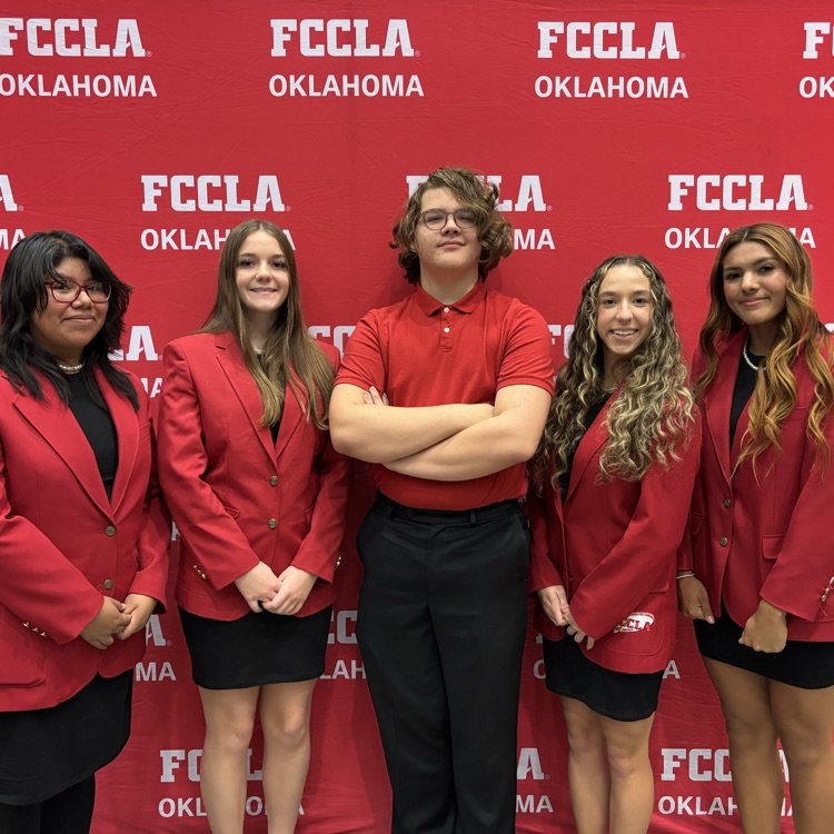 Commerce FCCLA Officer team