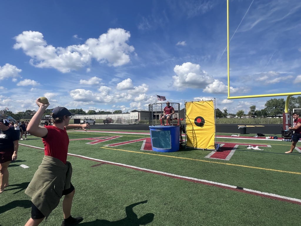 Dunk tank