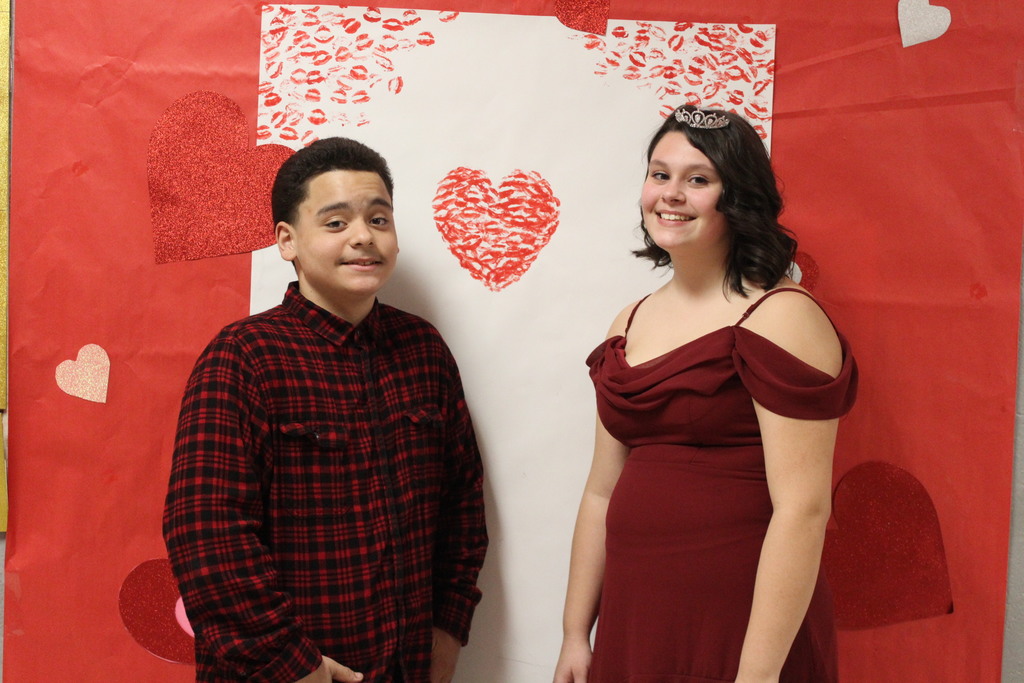 Congratulations to our MS Valentine King and Queen, Cortez Larabee and Nadia Sommer! 