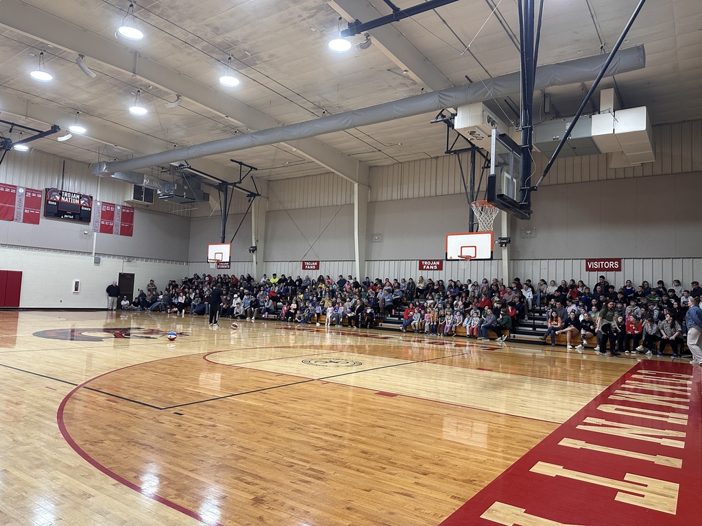  Former Harlem Globetrotter Buffy Coleman visited last week and thrilled our students with amazing ball-handling tricks and infectious energy. Buffy also shared powerful messages about persistence, teamwork, and following your dreams. 