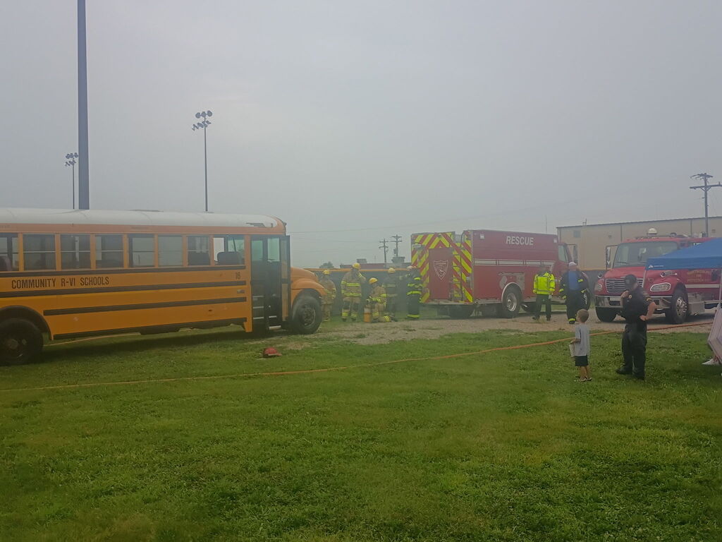 Last week, Community R-VI, along with surrounding schools, successfully conducted bus driver training, equipping drivers with the skills needed to ensure safe student transportation. Safety is our top priority, and we are proud of our team's dedication! We also want to give a special shout-out to Heartland Towing & Recovery for towing our retired bus to the school for hands-on practice.