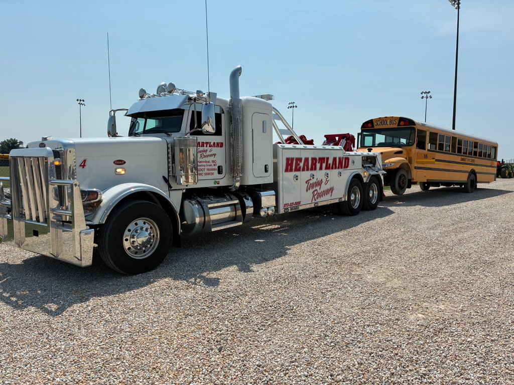 Last week, Community R-VI, along with surrounding schools, successfully conducted bus driver training, equipping drivers with the skills needed to ensure safe student transportation. Safety is our top priority, and we are proud of our team's dedication! We also want to give a special shout-out to Heartland Towing & Recovery for towing our retired bus to the school for hands-on practice.