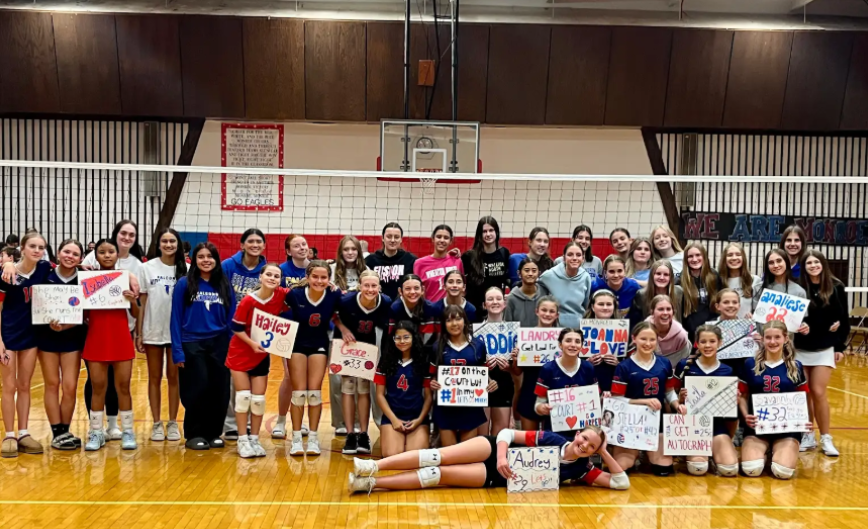 Monroe and WN volleyball teams