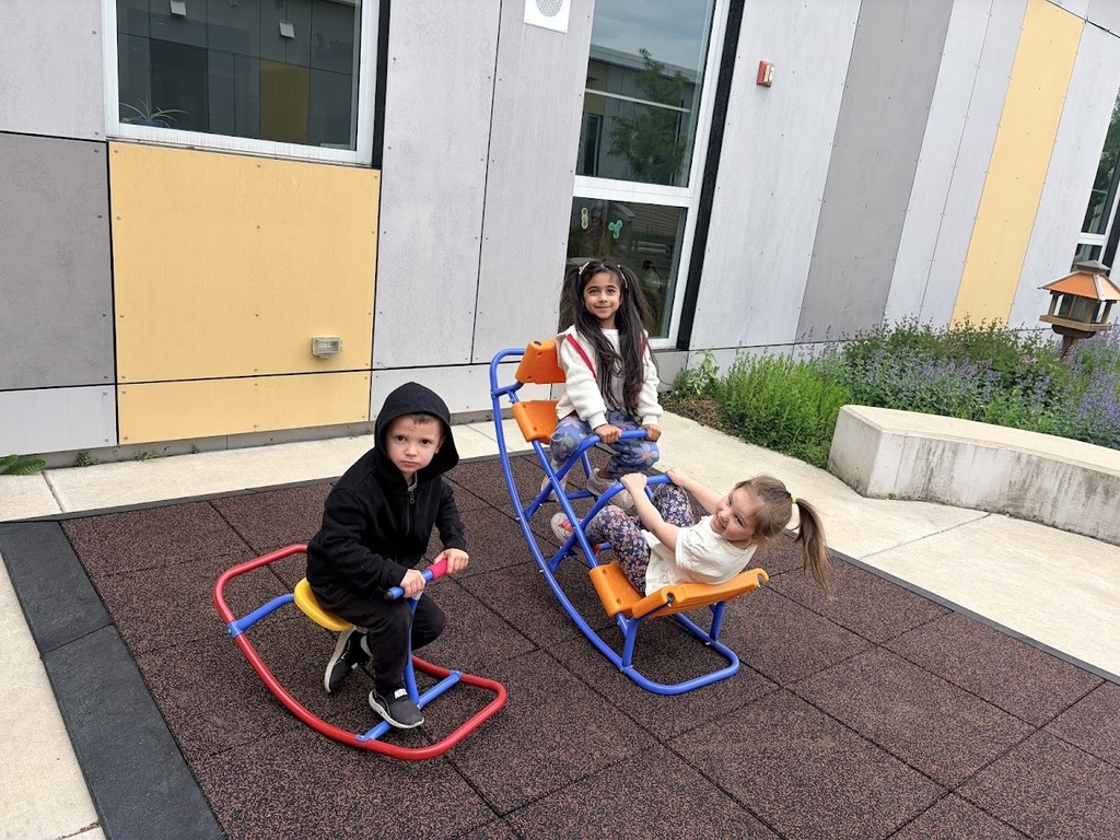 courtyard play