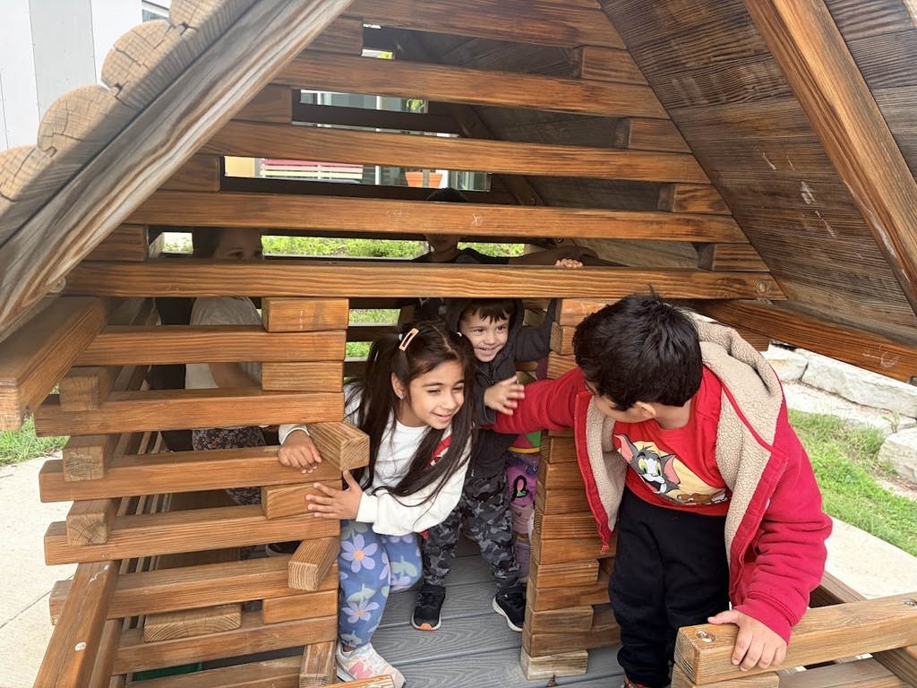 courtyard play
