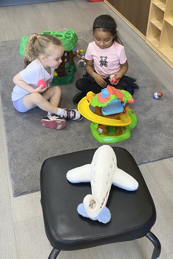 Jefferson the Jet SOARs at school