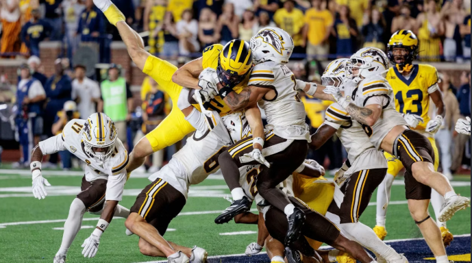 J.J. Buchanan makes a huge catch