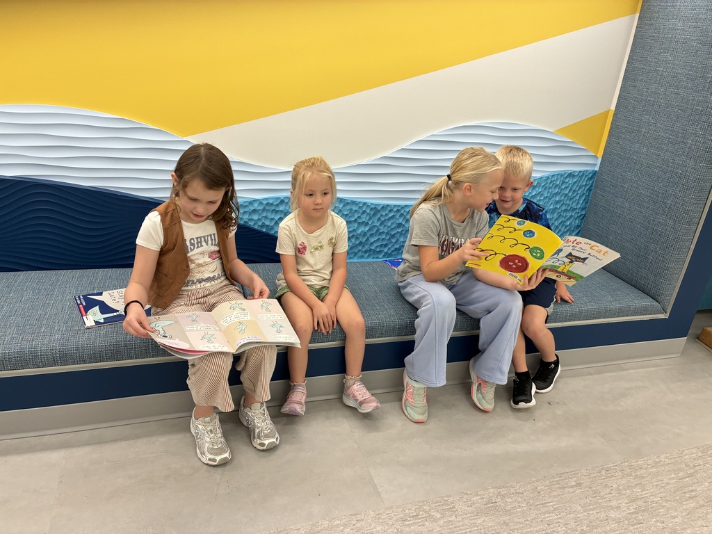 Kids reading
