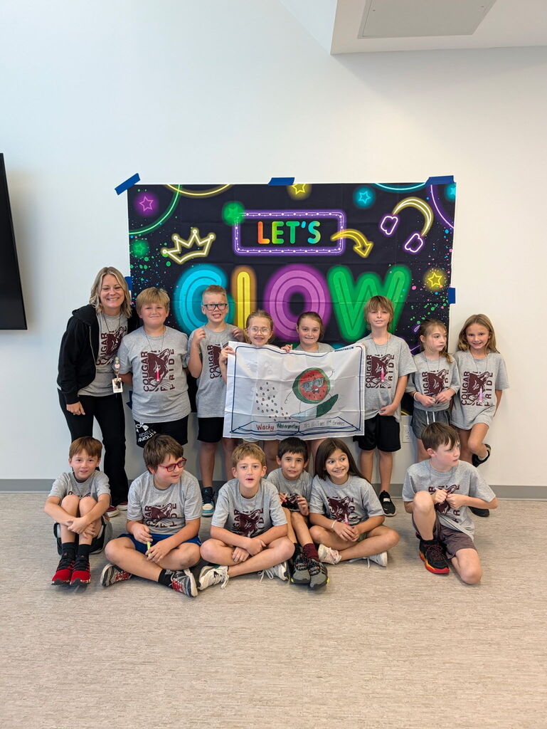 Glow run photo of class
