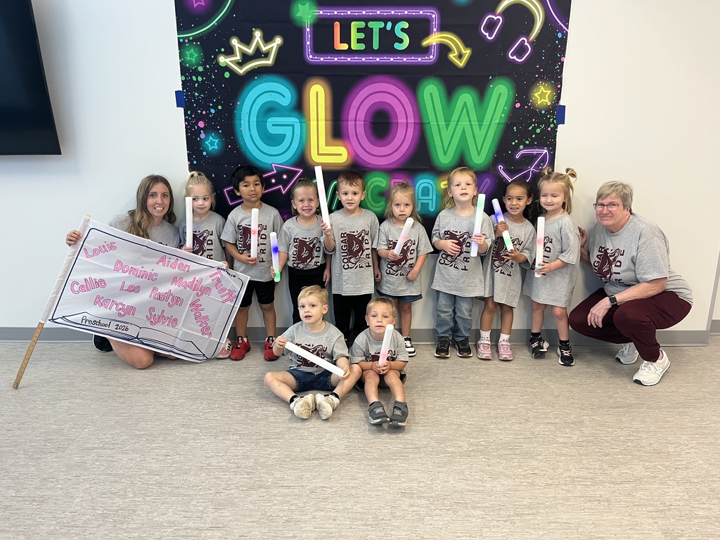 Glow run photo of class