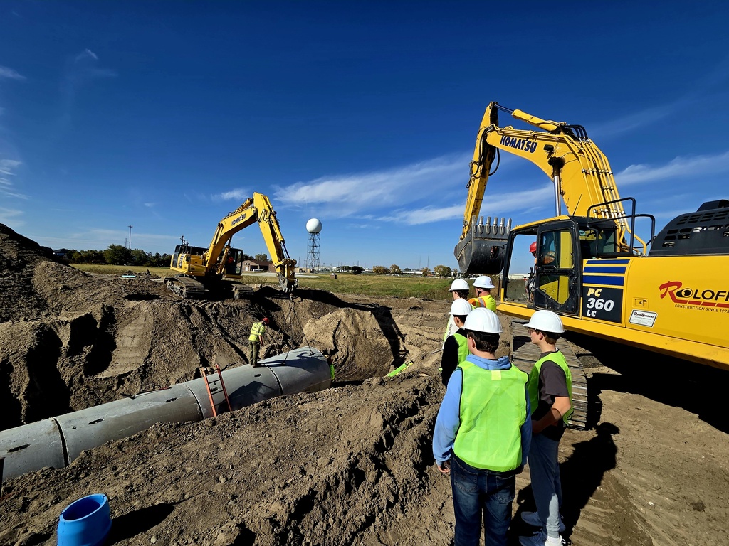 Students on the job site