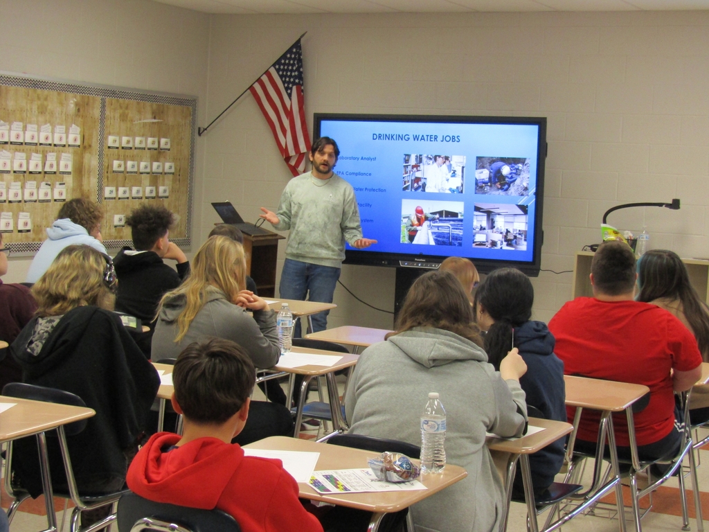 Speaker talking to students