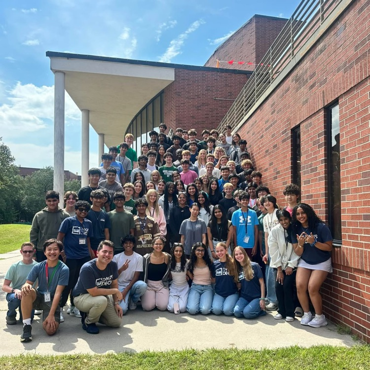 DECA had over 100 students at their first meeting of the year!!! What an awesome year it will be!!!