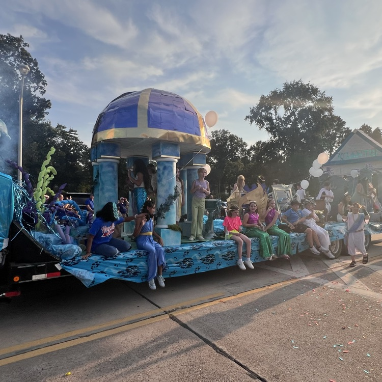 parade 5
