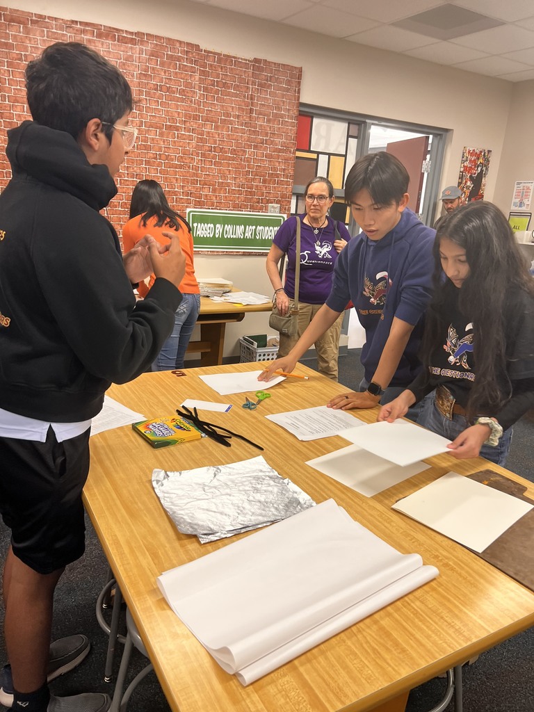 Students participating in DI Instant Challenge workshop.