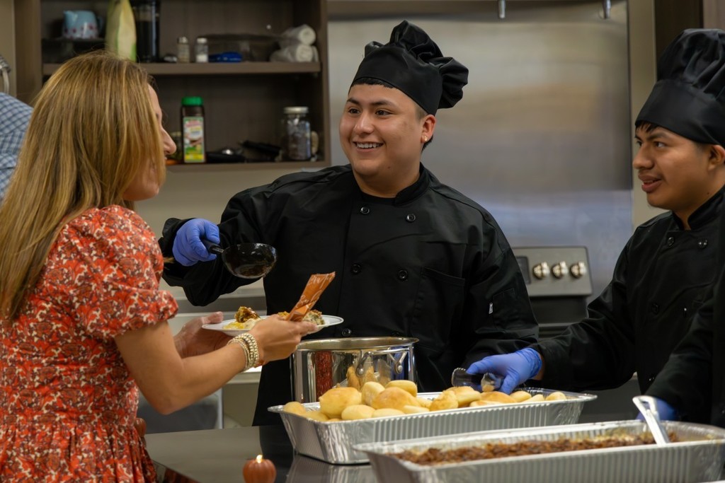 WHS Thanksgiving Feast
