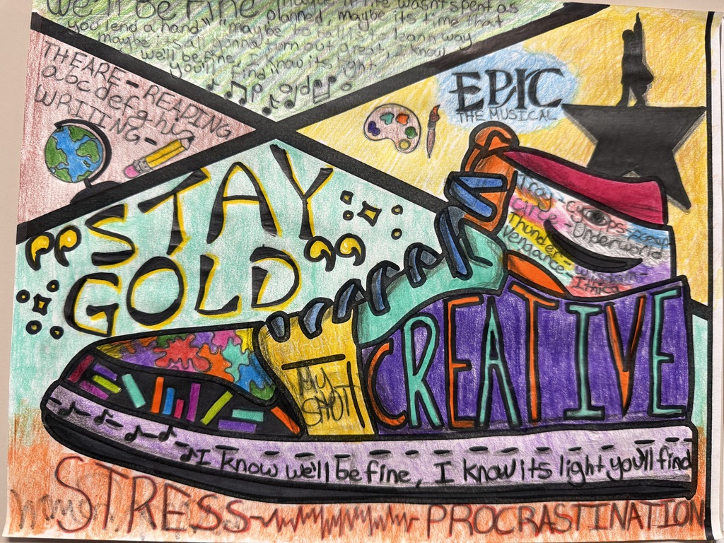 Mrs. Roberts' Honors  ELA classes created sneaker vision boards to create and visualize their goals.