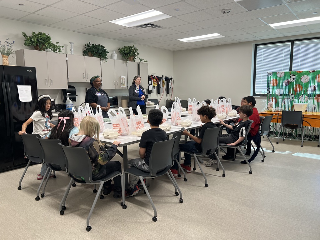 Cooking group with H-E-B chefs