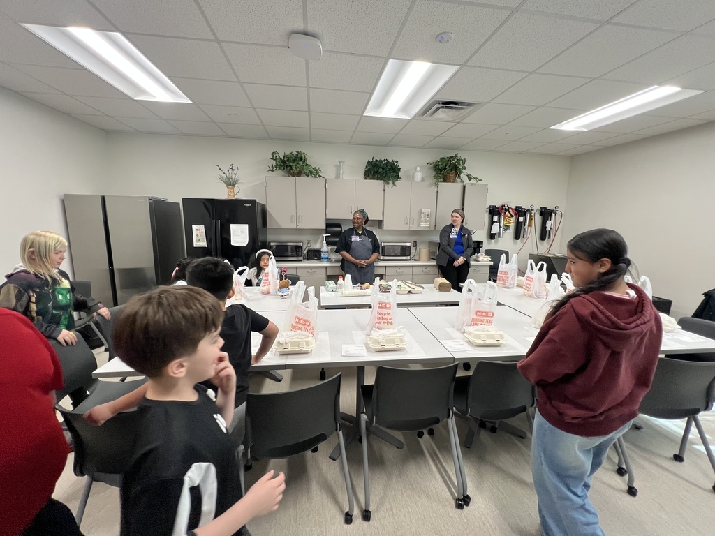 Cooking group with H-E-B chefs