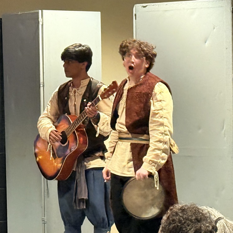 This evening, TWHS Choir presented “A Madrigal Feast” at The Woodlands Methodist Church. The room was filled with incredible talent that brought joy and laughter to everyone. Thank you, TWHS Choir, for a truly spectacular evening!