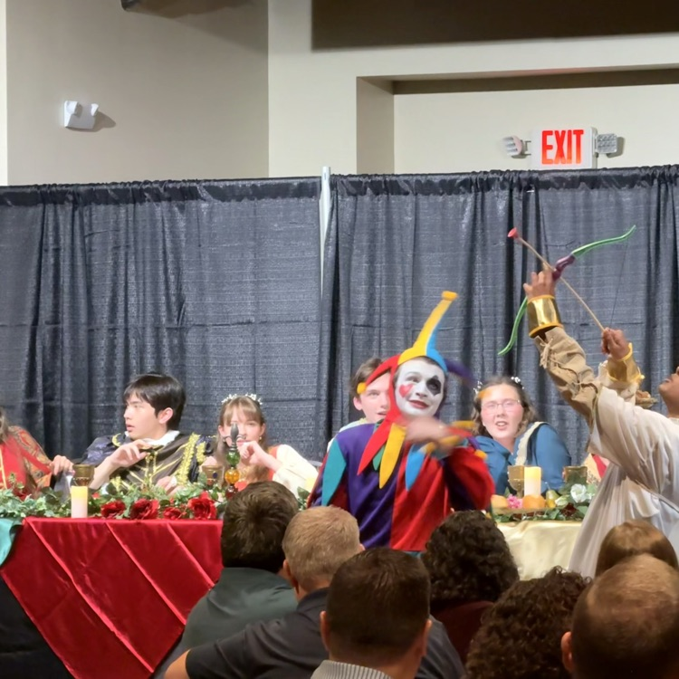 This evening, TWHS Choir presented “A Madrigal Feast” at The Woodlands Methodist Church. The room was filled with incredible talent that brought joy and laughter to everyone. Thank you, TWHS Choir, for a truly spectacular evening!