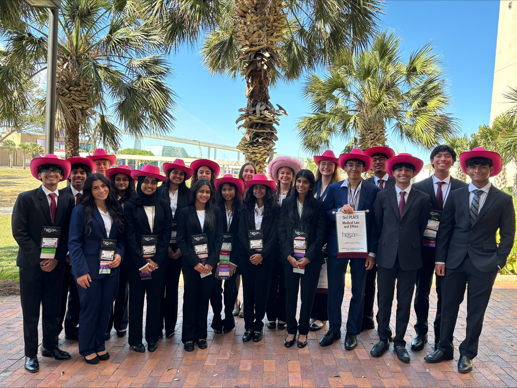 22 Students at The Woodlands High School traveled to HOSA State competition in Corpus Christi. Hadley Teuscher (10th grade) placed 4th in Epidemiology, and Vivaan Jain (10th grade) placed 3rd in Medical Law and Ethics- Advancing to International Competition. Gauri Garg placed top 10 in Leadership and Chemistry. Our chapter earned a bronze award for blood drive. Great work!