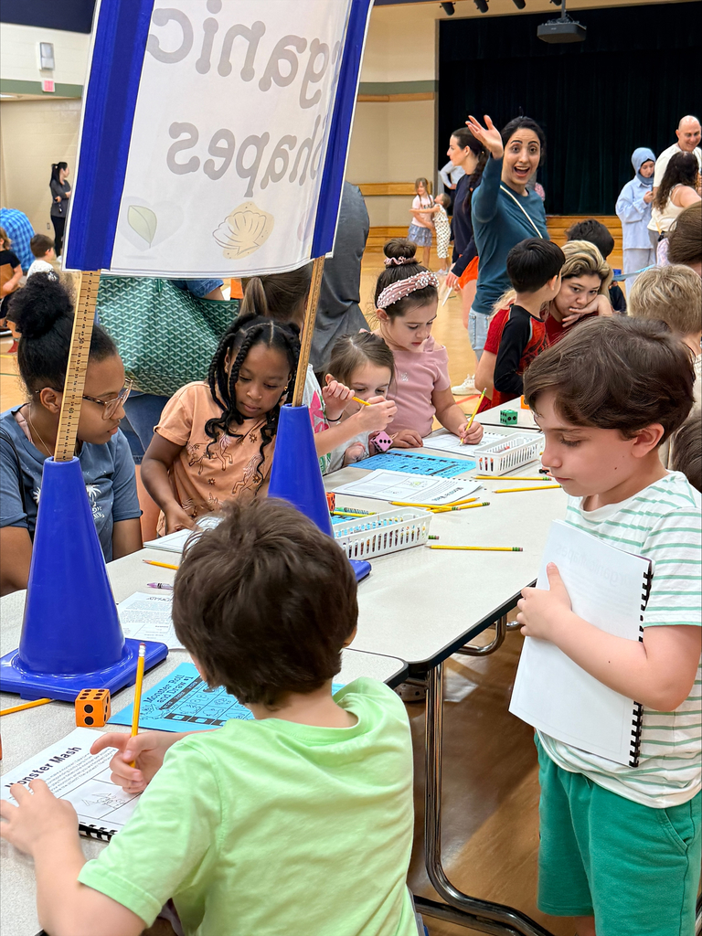 kids and parent doing art night activities