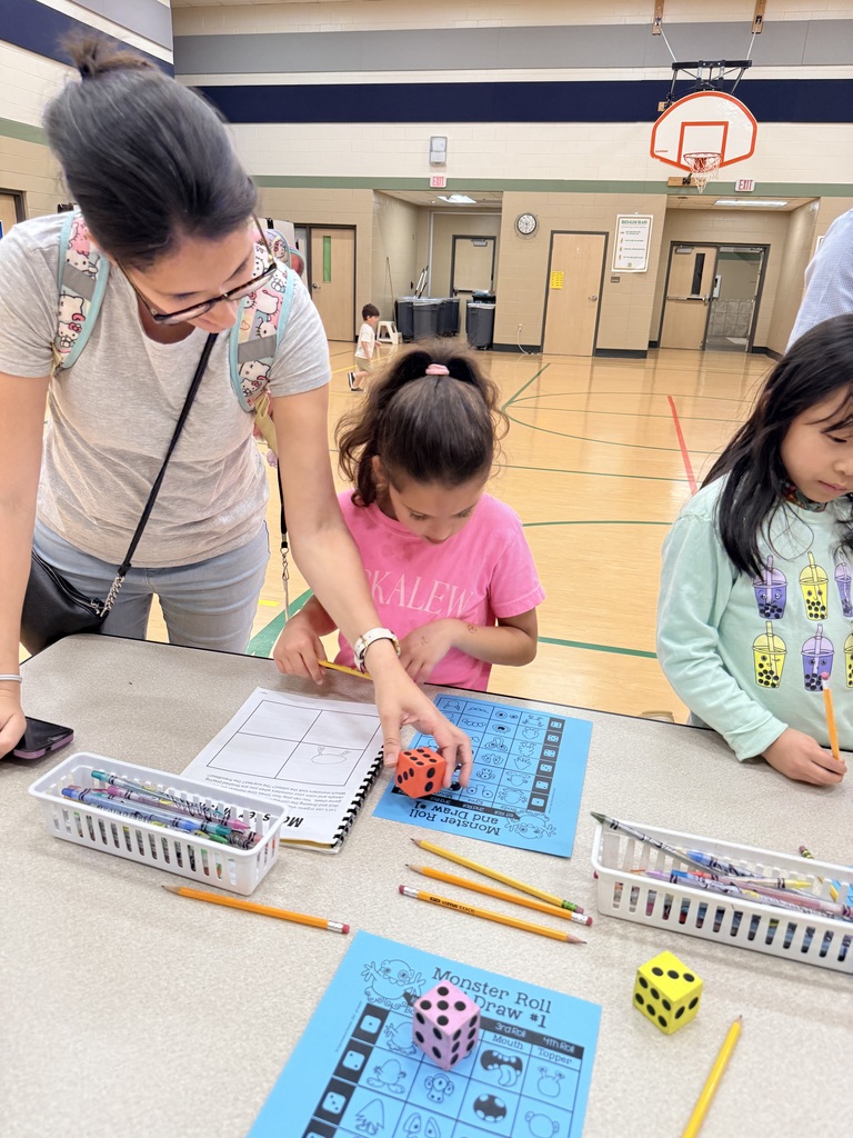 kids and parent doing art night activities