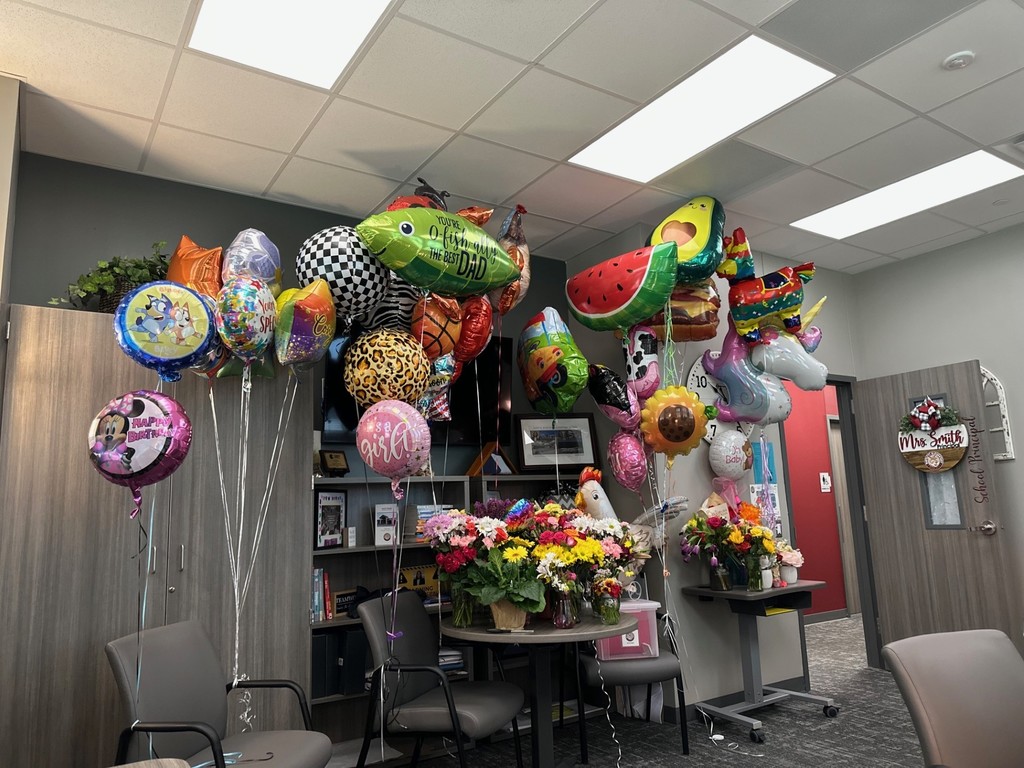 Look at all the different balloons!