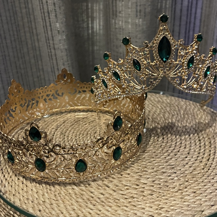 crowns
