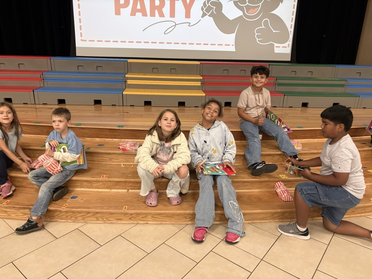 students at yearbook party 