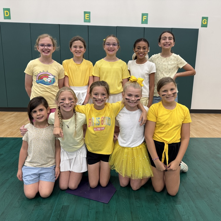girls kickball team