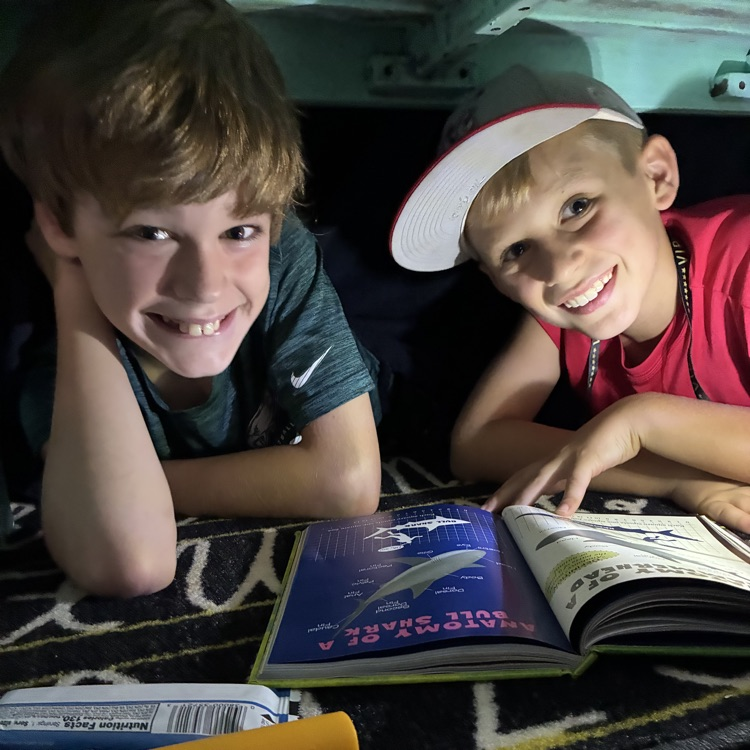 flashlight reading