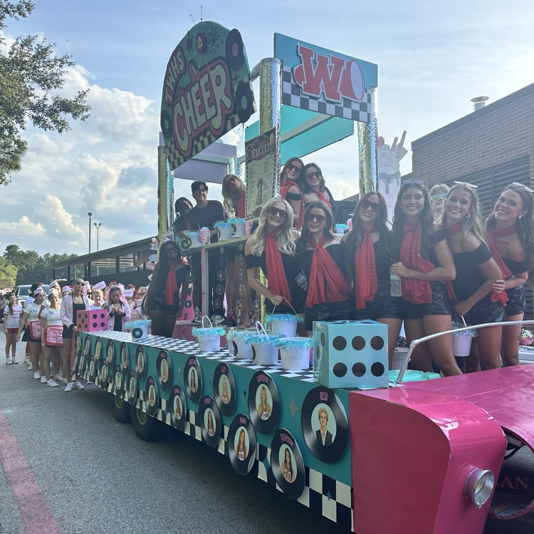 TWHS Homecoming Red and Green Parade! 
