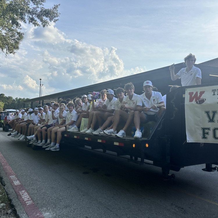TWHS Homecoming Red and Green Parade! 
