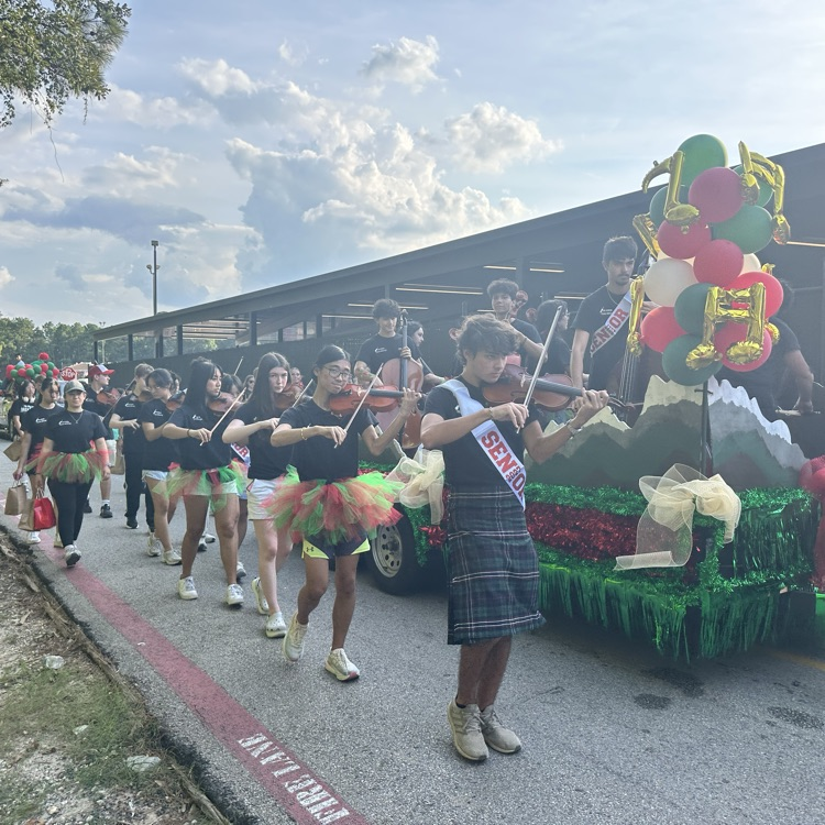 TWHS Homecoming Red and Green Parade! 