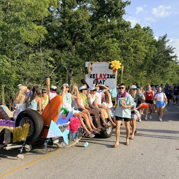 TWHS Homecoming Red and Green Parade! 