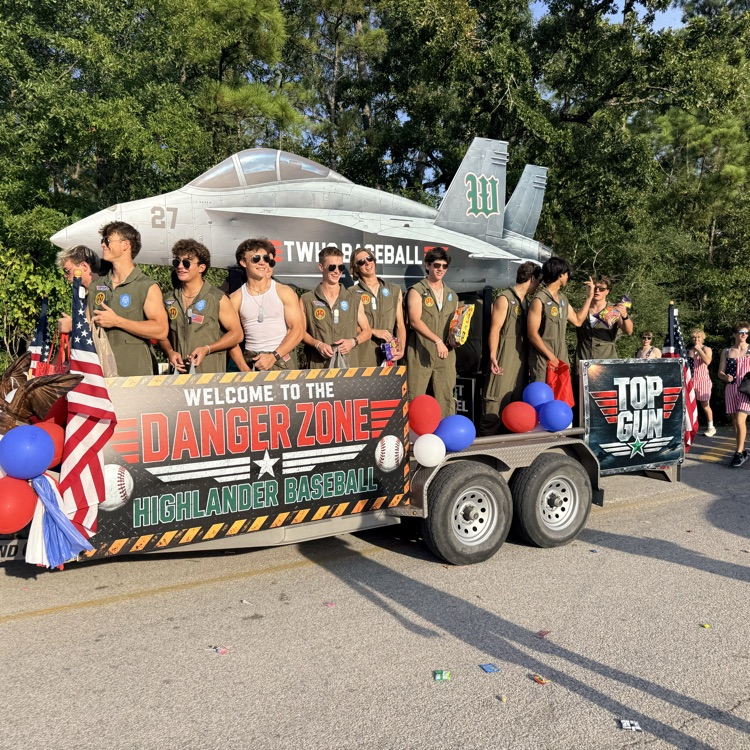 TWHS Homecoming Red and Green Parade! 
