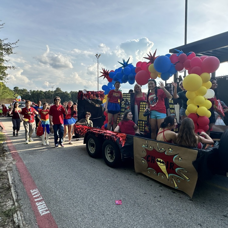 TWHS Homecoming Red and Green Parade! 