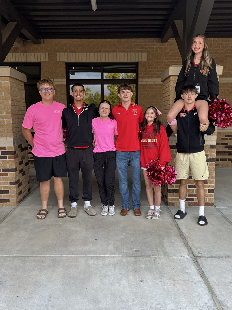 cheerleads
