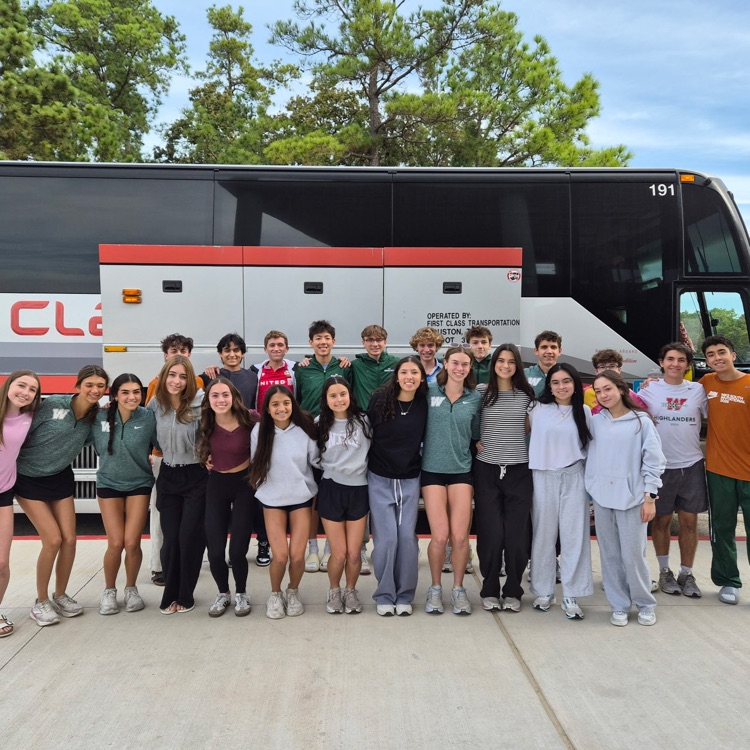Off to Regionals! Region 2-6A Championships 📍Rolling Hills Soccer Complex - Fort Worth, TX 🏃♀️9:00am - 6A Girls 🏃♂️9:30am - 6A Boys