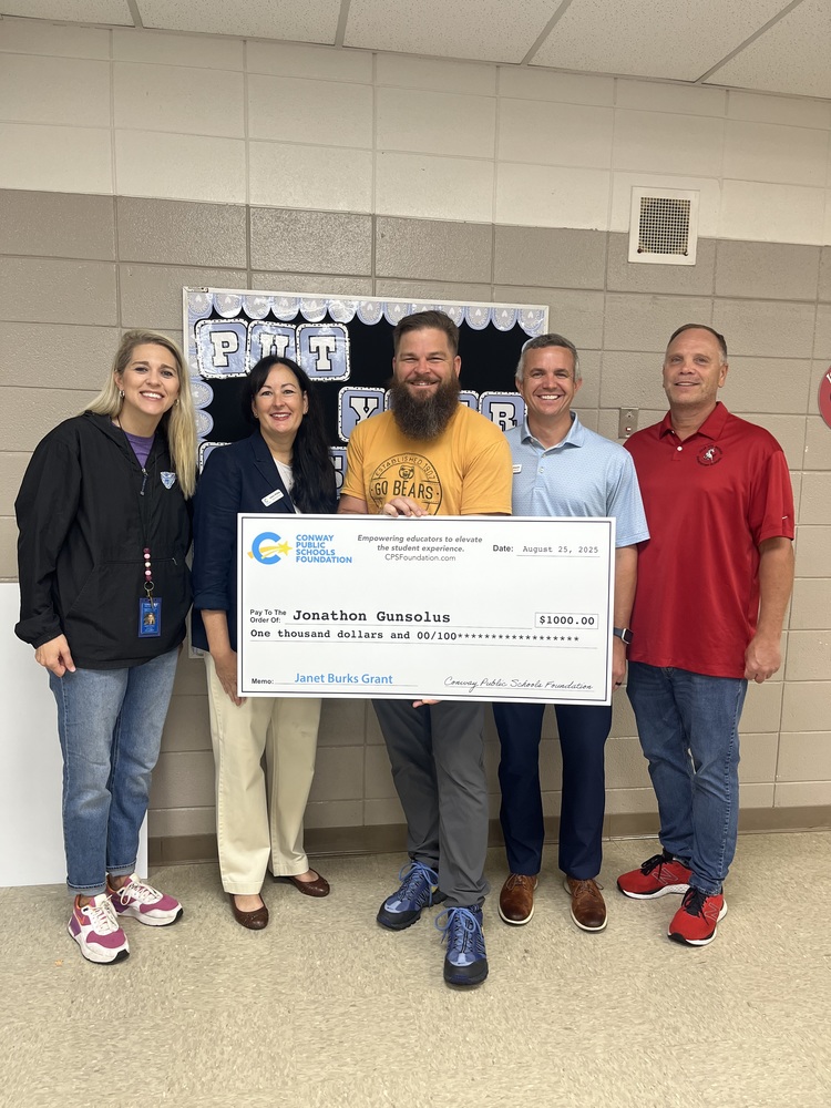 Mr. Gunsolus receives grant