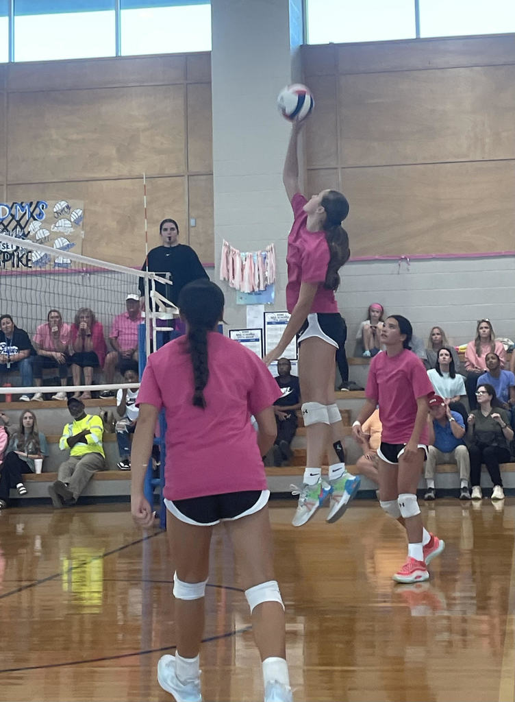 RDMS and CSMS played their last game against each other last night. The game was dedicated to Mrs. Melinda Ferrand, a science teacher at Ruth Doyle who is battling cancer. Seeing these teams come together to show their love for Mrs. Ferrand is amazing.