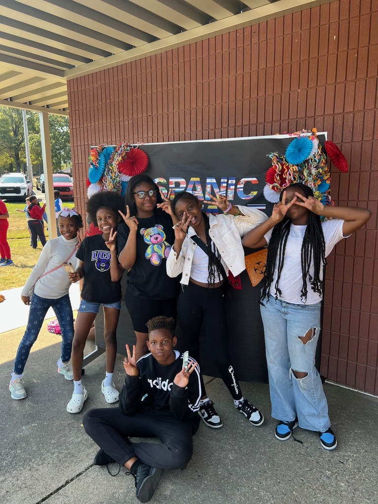 Friday was a beautiful day to celebrate Hispanic Heritage Month. Good music, food, and games!