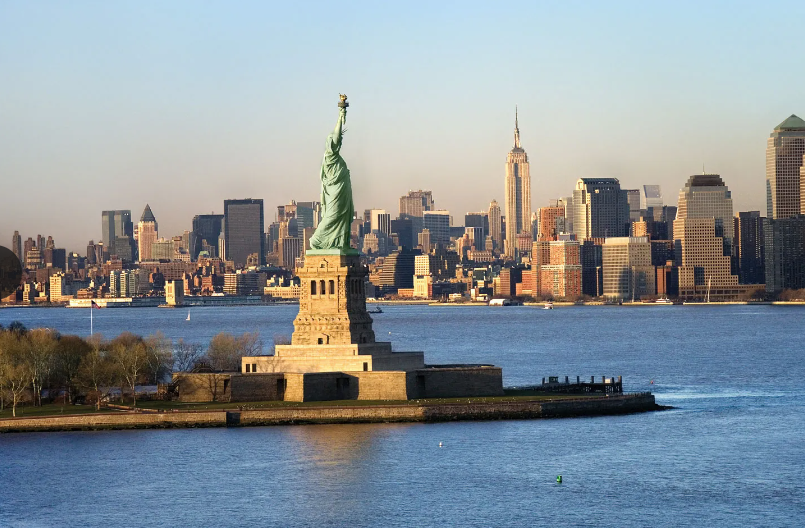 CORRECTION  The New York City Informational Trip will be on Thursday, November 7th at 6:00 pm in the media center for 7th grade parents and students, not 6th grade.