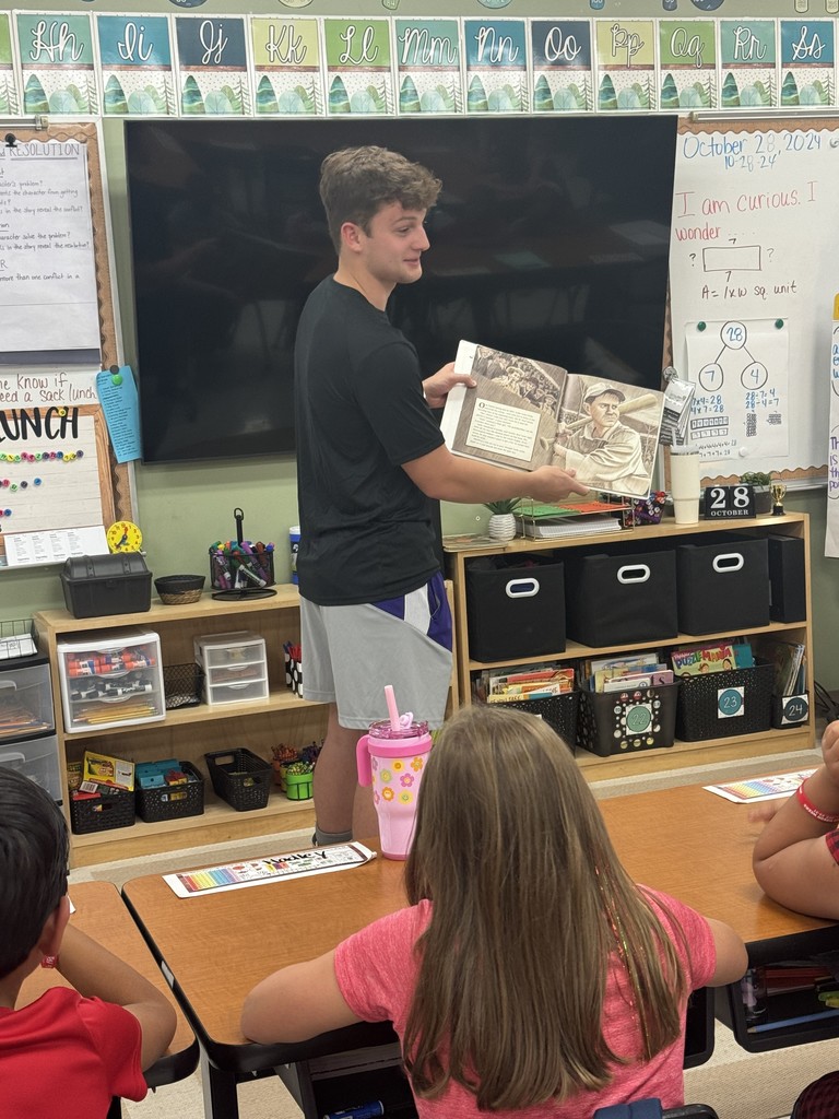 Reading to students
