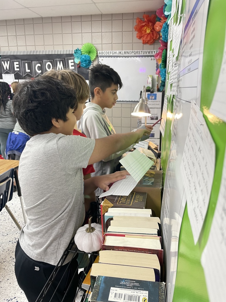 Mrs. Powers’ reading class analyzed text structure in a read around the room. #AscendtoExcellence #celebratecsms