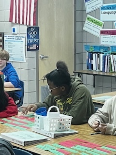 Today, Mrs. Clark's and Mrs. Rogers' ELA students worked together to sort groups of words into three categories--independent clauses, dependent clauses, and Santa Clauses! We jingled all the way through our sentences!